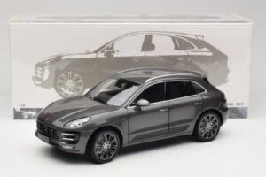 Porsche Macan Turbo 95B Grey Metallic Minichamps 1:18 110062501 Metal - imaginea 8 din 8