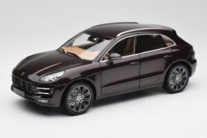 Porsche Macan 95B Turbo Mahon Metalizat Minichamps 1:18 110062500 Metal