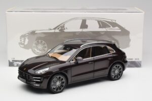 Porsche Macan 95B Turbo Mahon Metalizat Minichamps 1:18 110062500 Metal - imaginea 8 din 8