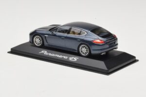 Porsche Panamera 970 4 Albastru Metalic Minichamps 1:43 400068220 Metal - imaginea 3 din 4