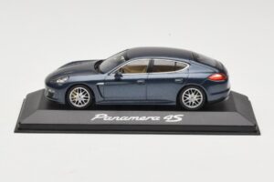 Porsche Panamera 970 4 Albastru Metalic Minichamps 1:43 400068220 Metal