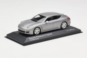 Porsche Panamera 970 S Hybrid Argintiu Minichamps 1:43 400068250 Metal - imaginea 2 din 4