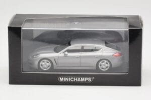 Porsche Panamera 970 S Hybrid Argintiu Minichamps 1:43 400068250 Metal - imaginea 4 din 4