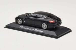 Porsche Panamera 970 Turbo Matt Black Minichamps 1:43 WAP0200270C Metal - imaginea 3 din 4