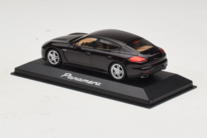 Porsche Panamera 970 Black Metallic Minichamps 1:43 WAP0203900E Metal - imaginea 3 din 5