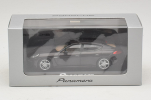 Porsche Panamera 970 Black Metallic Minichamps 1:43 WAP0203900E Metal - imaginea 5 din 5