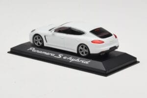 Porsche Panamera 970 S e-Hybrid Alb Minichamps 1:43 WAP0207200E Metal - imaginea 3 din 3