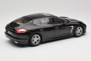 Porsche Panamera Turbo 970 Negru Maisto 1:18 36197 Metal - imaginea 3 din 8