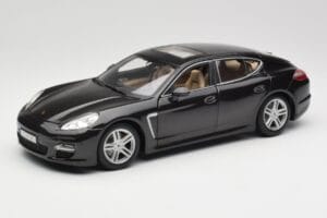Porsche Panamera Turbo 970 Negru Maisto 1:18 36197 Metal