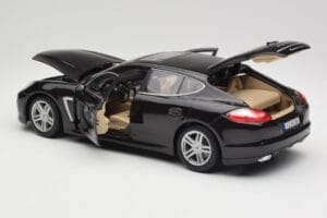 Porsche Panamera Turbo 970 Negru Maisto 1:18 36197 Metal - imaginea 5 din 8