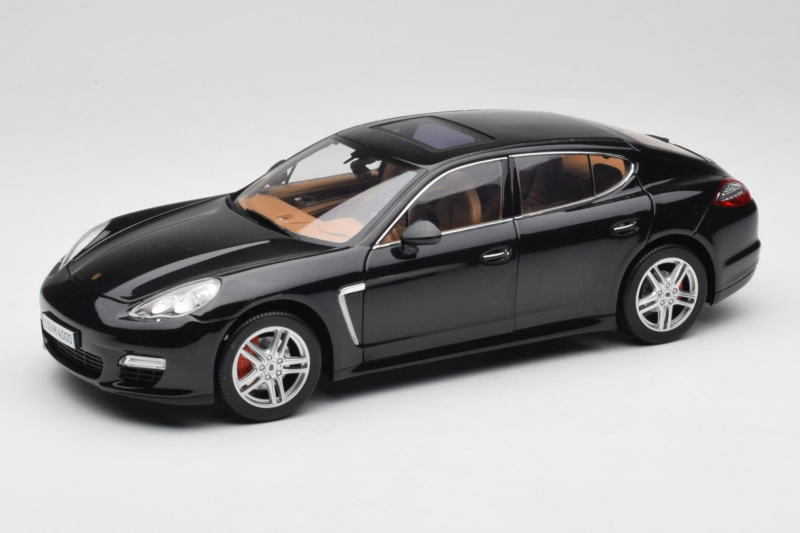 Porsche Panamera 970 Turbo Basalt Black Norev 1:18 WAP02100319 Metal