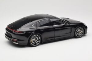 Porsche Panamera 971 Turbo S Negru Metallic Minichamps 1:18 113061076 Metal - imaginea 3 din 8