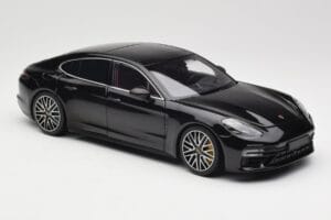 Porsche Panamera 971 Turbo S Negru Metallic Minichamps 1:18 113061076 Metal - imaginea 6 din 8