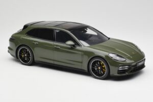 Porsche Panamera Turbo S 971 Sport Turismo Verde GT Spirit 1:18 GT447 Rășină - imaginea 4 din 6