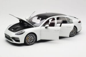 Porsche Panamera 971 Turbo S Alb Metallic Minichamps 1:18 113061074 Metal - imaginea 2 din 8