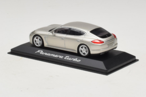 Porsche Panamera 970 Turbo Argintiu Minichamps 1:43 WAP02000519 Metal - imaginea 3 din 5