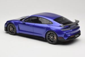 Porsche Taycan J1 Turbo GT Purple Sky Metallic GT Spirit 1:18 GT520 Rășină - imaginea 5 din 6