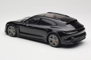Porsche Taycan J1 Turbo S Cross Turismo Negru Minichamps 1:18 155069300 Metal - imaginea 5 din 6