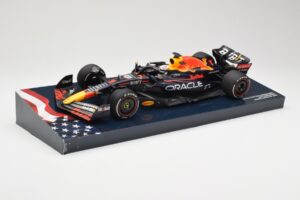Red Bull Racing RB18 #1 M. Verstappen Winner Austin GP 2022 Minichamps 1:18 113222901 Metal - imaginea 2 din 6