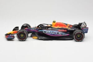 Red Bull Racing RB19 #11 S. Perez 2nd Place Miami GP 2023 Minichamps 1:18 110230511 Metal - imaginea 3 din 6