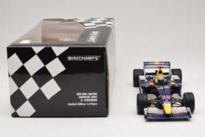 Red Bull RB1 Cosworth #14 D. Coulthard Red Bull Racing Showcar 2005 Minichamps 1:18 100050014 Metal - imaginea 6 din 6