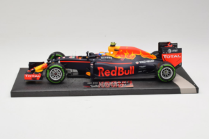 Red Bull RB12 Tag Heuer #33 M. Verstappen Red Bull Racing Showcar 2016 Minichamps 1:18 117161233 Rășină