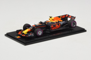 Red Bull RB13 Tag Heuer #33 M. Verstappen Belgian Grand Prix 2017 Spark 1:43 AM33SP8 Rășină - imaginea 2 din 4