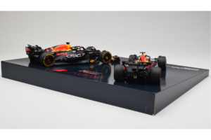 Red Bull RB19 Honda RBPT #1 M. Verstappen Oracle Red Bull Racing Qatar Grand Prix World Champion 2023 Minichamps 1:18 1122318 - imaginea 5 din 6