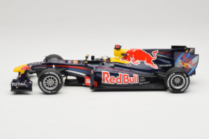 Red Bull RB6 Renault #5 S. Vettel Red Bull Racing Brazilian Grand Prix Winner 2010 Minichamps 1:18 110100205 Metal - imaginea 3 din 7