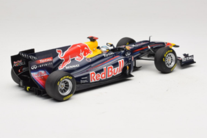 Red Bull RB7 Renault #1 S. Vettel Red Bull Racing Showcar 2011 Minichamps 1:18 110110071-1 Metal - imaginea 2 din 7