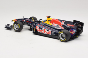 Red Bull RB7 Renault #1 S. Vettel Red Bull Racing Showcar 2011 Minichamps 1:18 110110071-1 Metal - imaginea 5 din 7