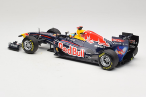 Red Bull RB7 Renault #1 S. Vettel Red Bull Racing World Champion 2011 Minichamps 1:18 110110001 Metal - imaginea 5 din 6