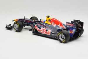 Red Bull RB7 Renault #2 M. Webber Red Bull Racing Showcar 2011 Minichamps 1:18 110110002 Metal - imaginea 5 din 7