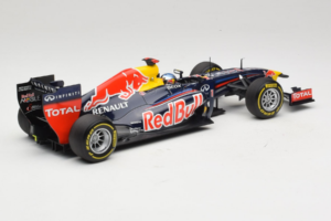 Red Bull RB8 Renault #1 S. Vettel Red Bull Racing Showcar 2012 Minichamps 1:18 110120071 Metal - imaginea 2 din 7