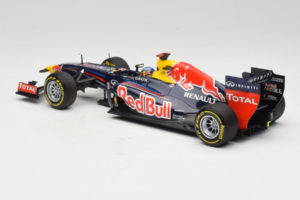 Red Bull RB8 Renault #1 S. Vettel Red Bull Racing Showcar 2012 Minichamps 1:18 110120071 Metal - imaginea 5 din 7