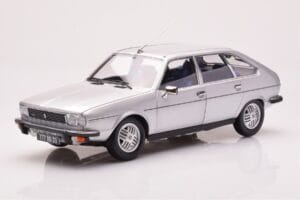 Renault 30 TX Argintiu Norev 1:18 185272 Metal