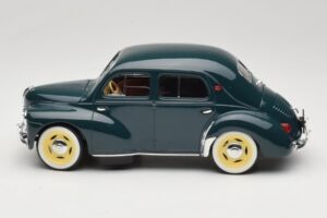 Renault 4CV Verde Solido 1:18 8047 Metal - imaginea 3 din 6