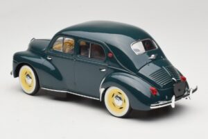 Renault 4CV Verde Solido 1:18 8047 Metal - imaginea 5 din 6