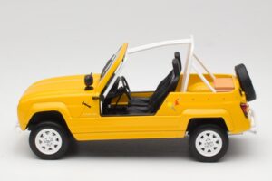 Renault 4L JP4 Jaune Tournesol Otto 1:18 OT1079 Rășină - imaginea 3 din 6