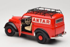 Renault Juvaquatre Utilitaire Roșu Solido 1:18 8424 Metal - imaginea 5 din 8