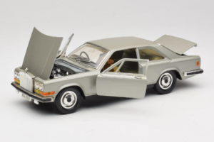 Rolls-Royce Camargue Argintiu Diamond Edition Bburago 1:18 3001-M3 Metal - imaginea 2 din 8