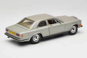 Rolls-Royce Camargue Argintiu Diamond Edition Bburago 1:18 3001-M3 Metal - imaginea 3 din 8
