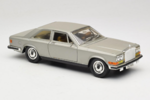 Rolls-Royce Camargue Argintiu Diamond Edition Bburago 1:18 3001-M3 Metal - imaginea 6 din 8