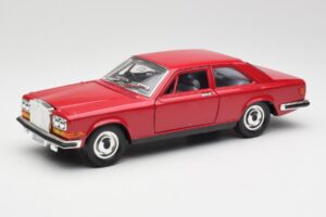 Rolls-Royce Camargue Roșu Bburago 1:22 3001 Metal