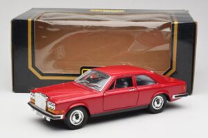 Rolls-Royce Camargue Roșu Bburago 1:22 3001 Metal - imaginea 8 din 8