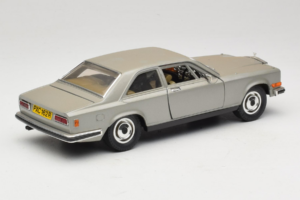Rolls-Royce Camargue Argintiu Bburago 1:18 3001-M2 Metal - imaginea 3 din 8