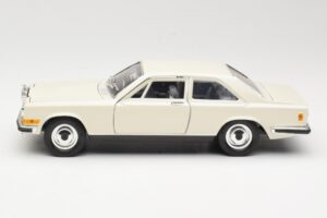 Rolls-Royce Camargue Alb Bburago 1:22 3001-M1 Metal - imaginea 4 din 8