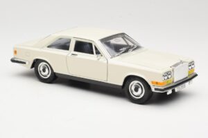 Rolls-Royce Camargue Alb Bburago 1:22 3001-M1 Metal - imaginea 6 din 8