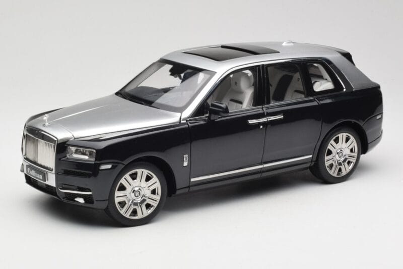 Rolls-Royce Cullinan Negru & Argintiu OEM 1:18 ROLLS001 Metal