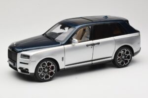 Rolls-Royce Cullinan Albastru & Argintiu Bicolor OEM 1:18 028-16B Metal